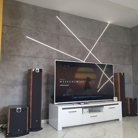 Apartament Dubaj Гливице Екстериор снимка